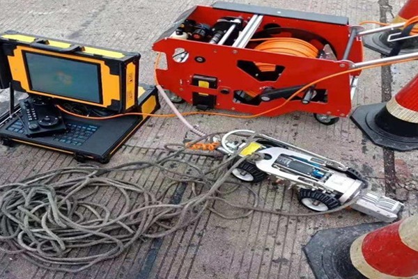 七叉镇CCTV管道检测机器人